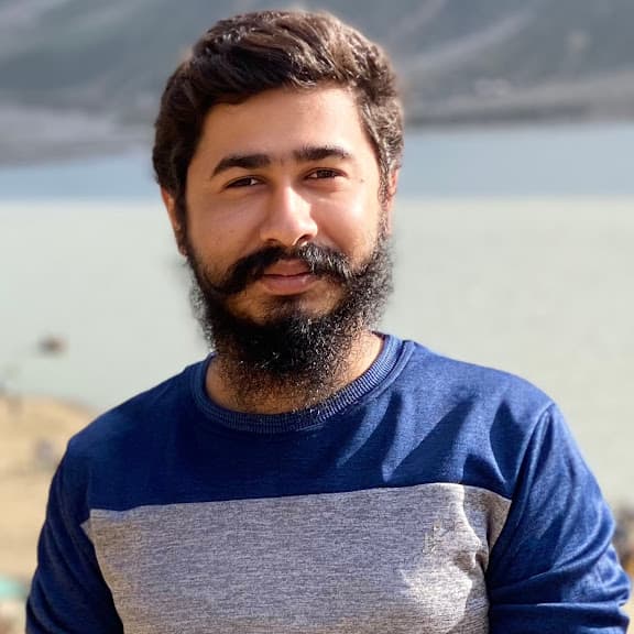 Muhammad Aaqib Soomro, founder of Invlix